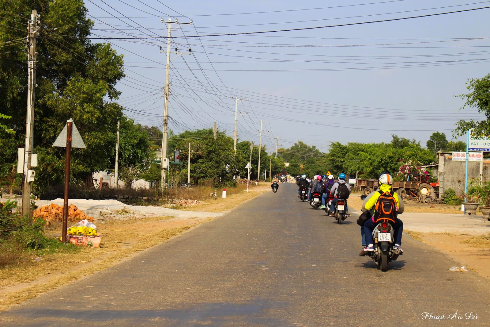 Review chuyến phượt Phan Thiết - Phan Rang - Đà Lạt xuất phát từ Sài Gòn: Phần 1 Con đường đầy nắng
